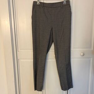 Uniqlo Women's Straight Leg Dress Pants in Charcoal Glen Plaid